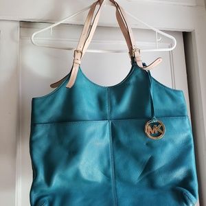 Turquis beautiful soft leatherTote